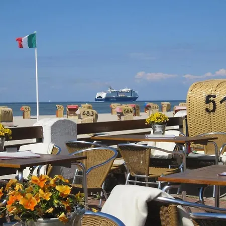 Strandhotel-27 *